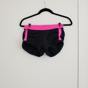 Lululemon black hot yoga shorts with pink trim